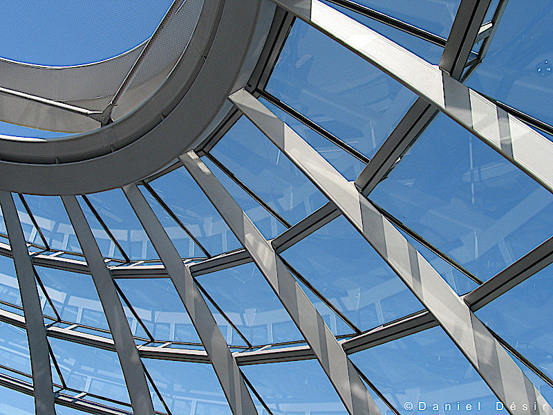 Back to the gallery 7