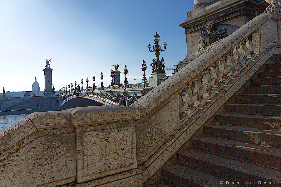 Back to the gallery 11