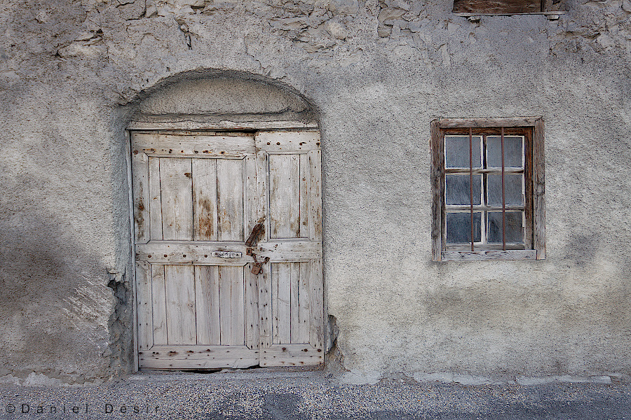 Back to the gallery 13