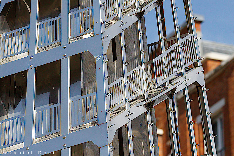 Back to the gallery 14