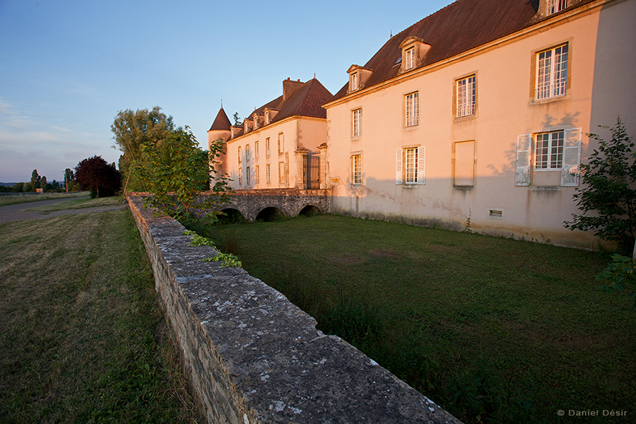 Back to the gallery 19