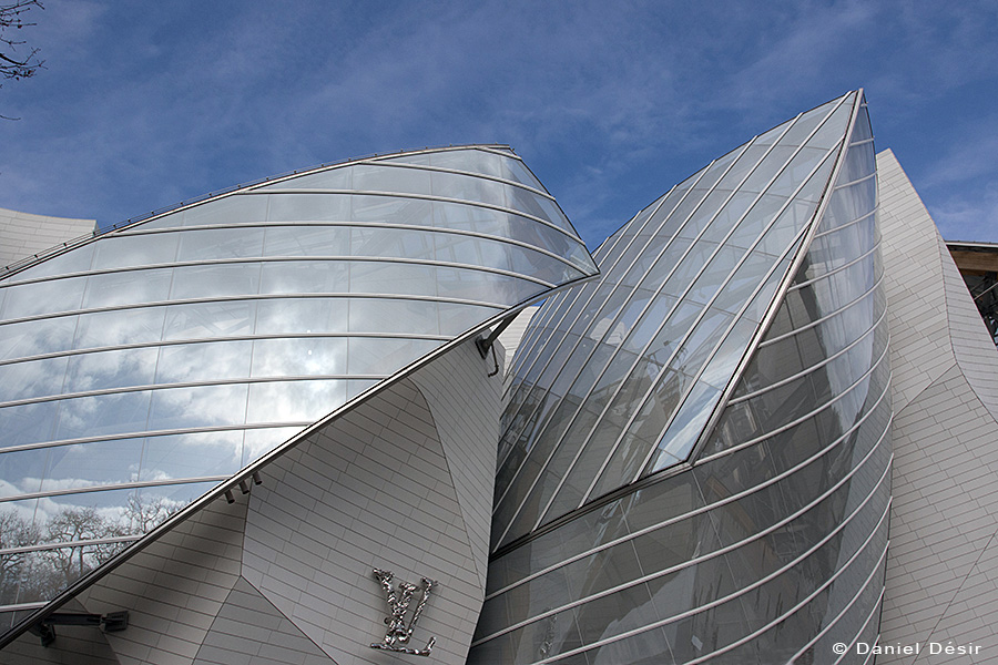 Back to the gallery 32