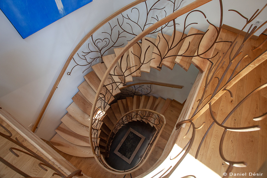 Back to the gallery 33