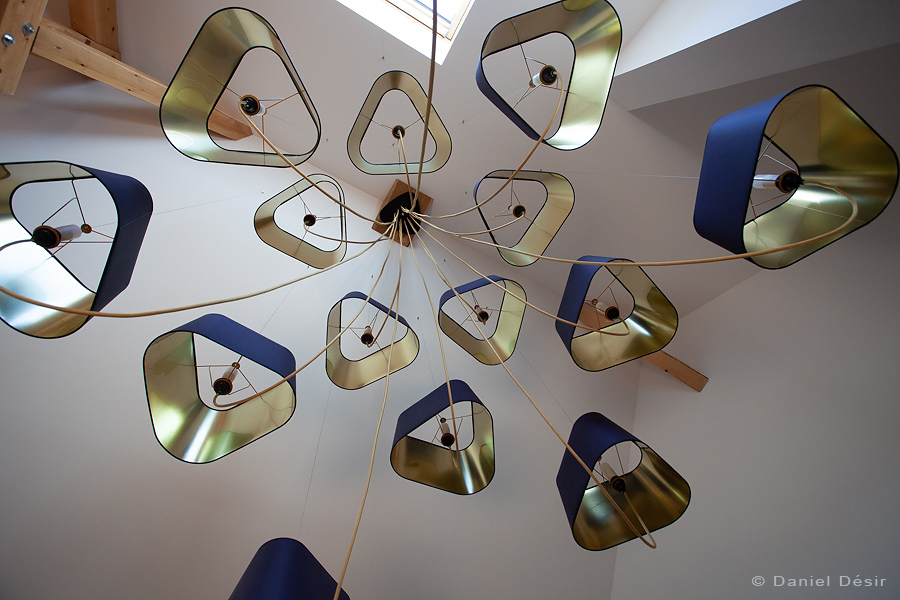 Back to the gallery 33